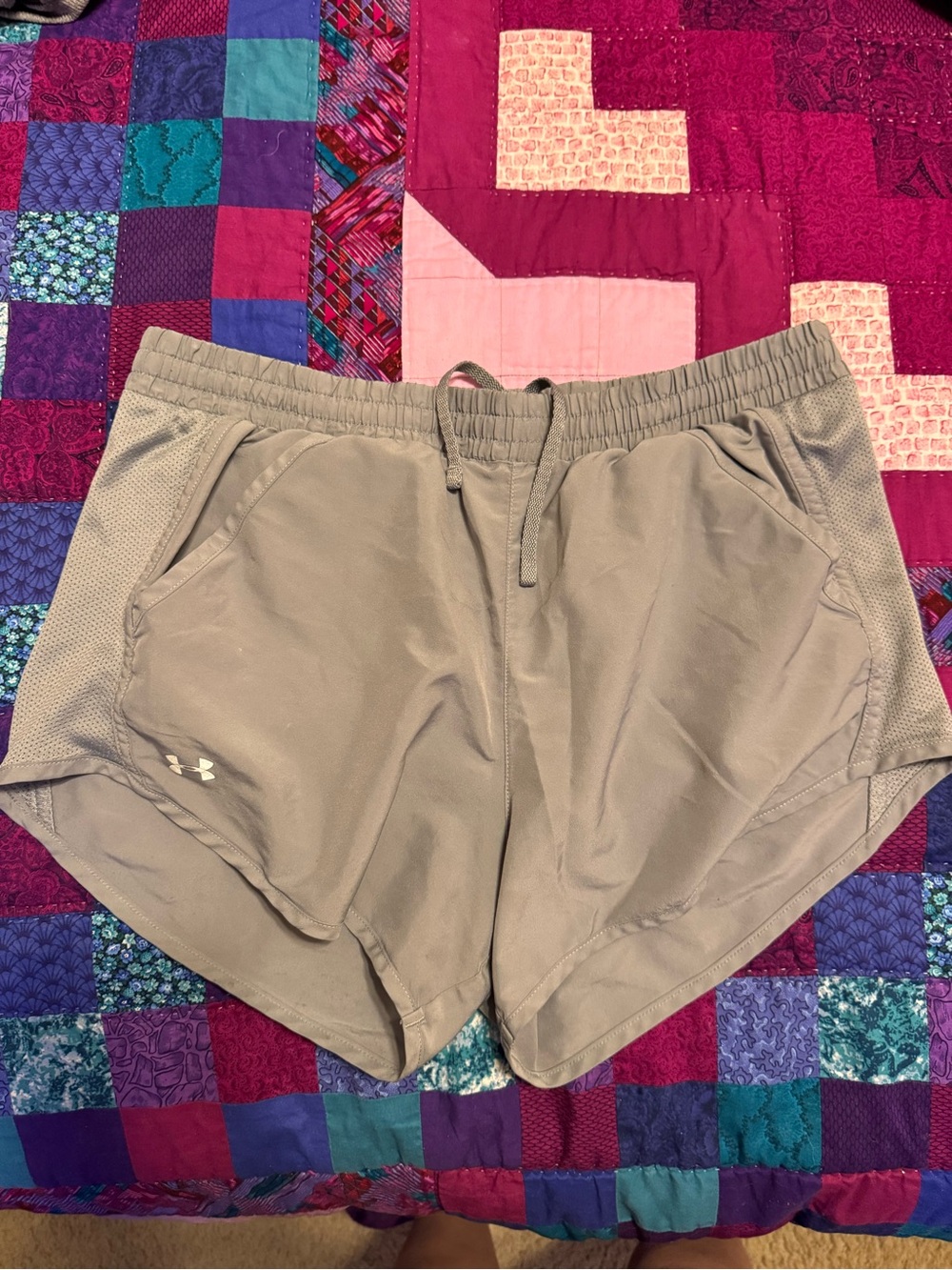Under Armour Women’s Gray Athletic Shorts